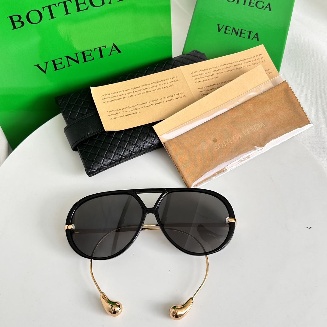 Bottega Veneta Sunglasses